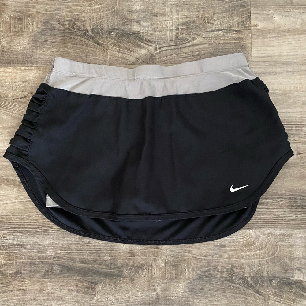 Nike skort